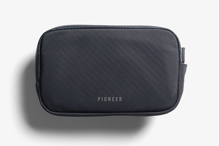 Pioneer Carry Commuter Zip Wallet