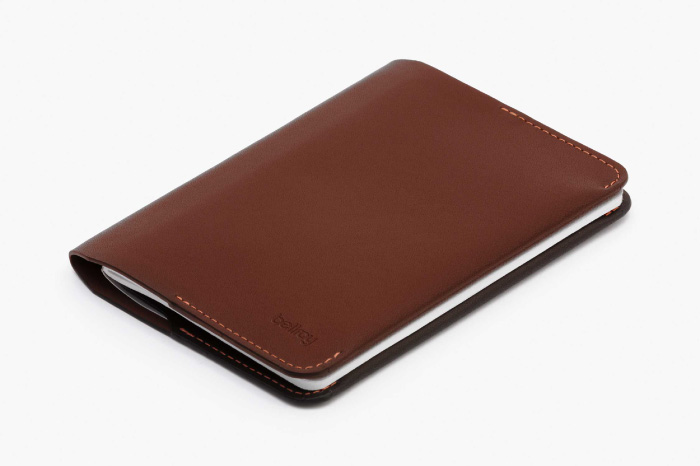 Bellroy Notebook Cover Mini Charcoal(Leather Nubuck)の写真