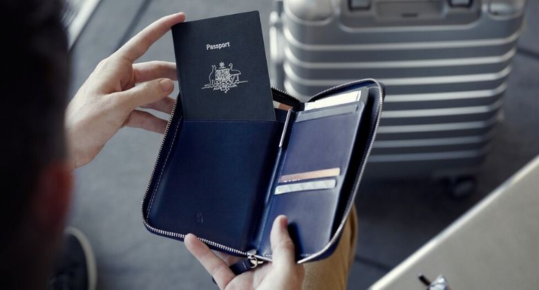 パスポートケース おすすめブランド おしゃれで使いやすいのはコレ！｜コンパクト財布専門店ANELANALU